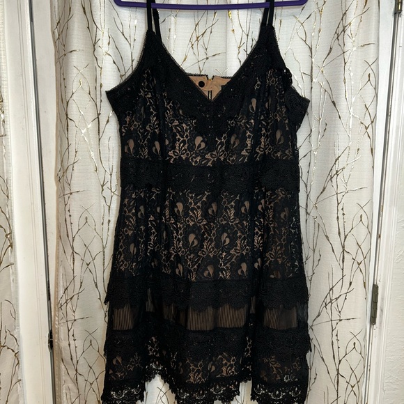City Chic Dresses & Skirts - City Chic Black Lace Overlay Dress w/adjustable straps